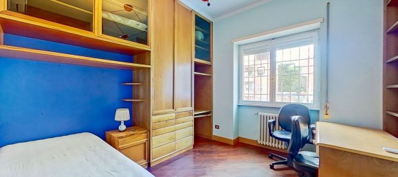 6 bedrooms Apartment in Rome, Italy No. 377779 24