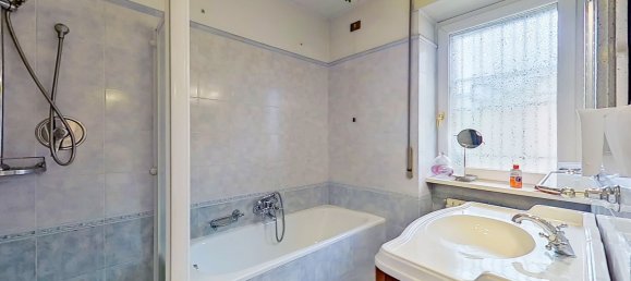 6 bedrooms Apartment in Rome, Italy No. 377779 33