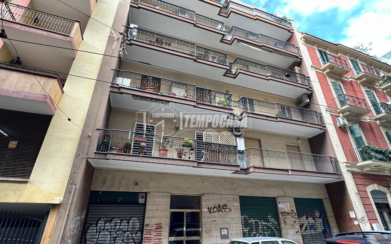 3-Zimmer Wohnung in Bari, Italy, Nr. 237675