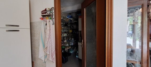 4 bedrooms House in Tresana, Italy No. 361730 30