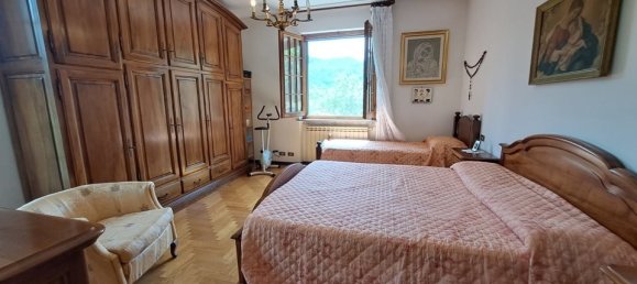 4 bedrooms House in Tresana, Italy No. 361730 14