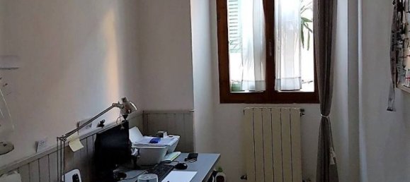 2 Schlafzimmer Wohnung in Montevarchi, Italy, Nr. 147992 7