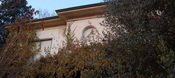 Apartamento de 5 dormitorios en Albizzate, Italy No. 283518 3