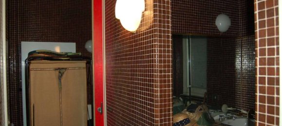 Apartamento de 5 dormitorios en Albizzate, Italy No. 283518 26