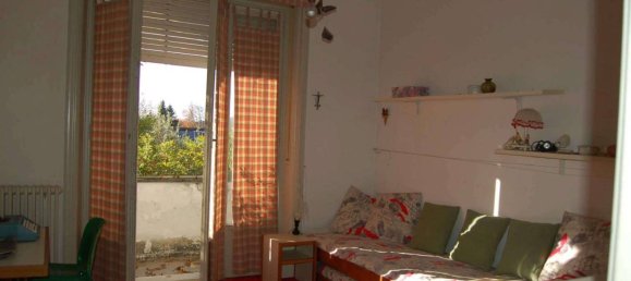 Apartamento de 5 dormitorios en Albizzate, Italy No. 283518 23