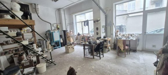 70m² Commercial property in Saint-Etienne, France No. 193290 3