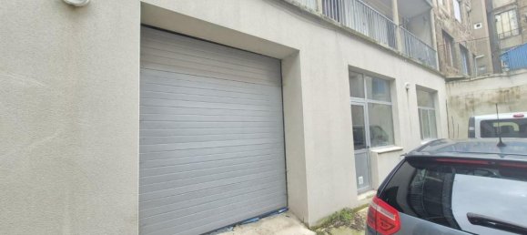 70m² Commercial property in Saint-Etienne, France No. 193290 2