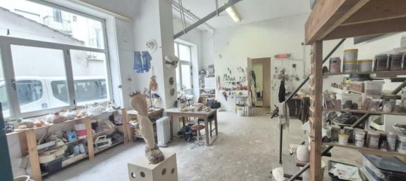 70m² Commercial property in Saint-Etienne, France No. 193290 5