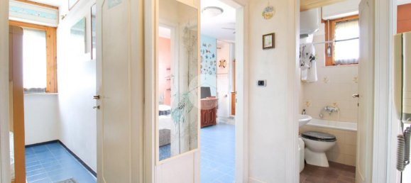 Квартира с 3 комнатами в Пинето, Италия № 13167 7