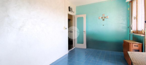 Квартира с 3 комнатами в Пинето, Италия № 13167 5