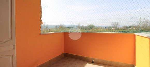 Квартира с 3 комнатами в Пинето, Италия № 13167 13