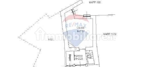 3 Schlafzimmer Haus in Masciago Primo, Italy, Nr. 323671 15