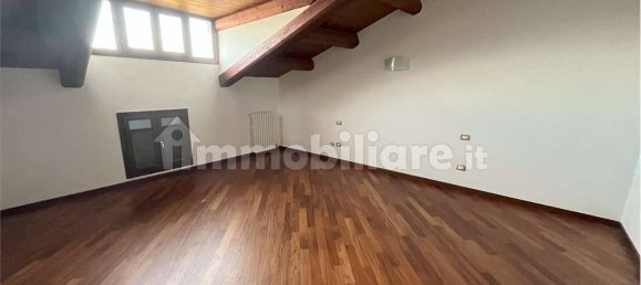 2 bedrooms Duplex in Belfiore, Italy No. 147670 2
