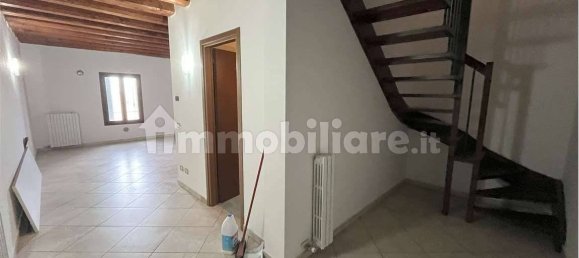 2 bedrooms Duplex in Belfiore, Italy No. 147670 6