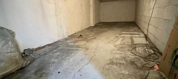 Garage à Paris, France 1923m² No. 183163 4