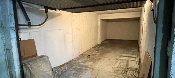 Garage à Paris, France 1923m² No. 183163 3