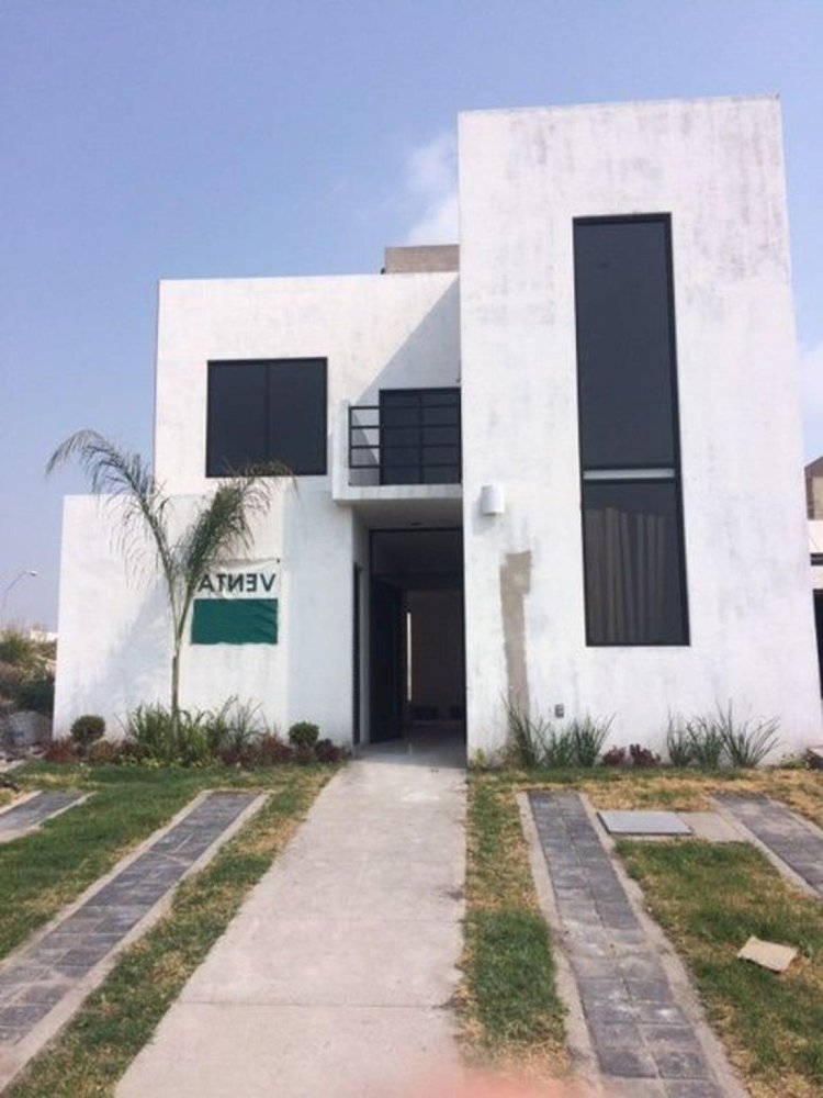 3 bedrooms House in Queretaro, Mexico No. 150890