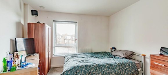 2 bedrooms Apartment in Crawley, United Kingdom No. 6284 14