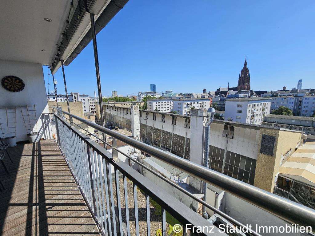 1 bedroom Penthouse in Frankfurt am Main, Germany No. 347424