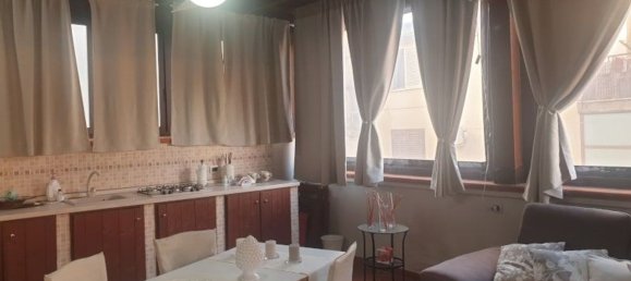 3-salle Appartement à Nocera Inferiore, Italy No. 189555 8