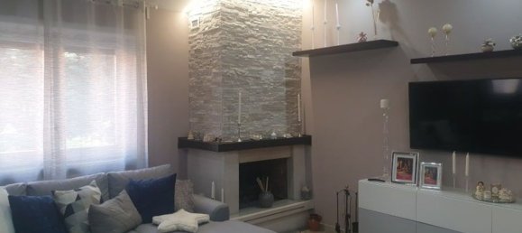 3-salle Appartement à Nocera Inferiore, Italy No. 189555 12