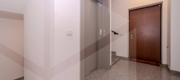 4 rooms Apartment in Casalecchio di Reno, Italy No. 29318 5