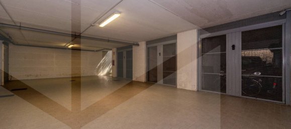 4 rooms Apartment in Casalecchio di Reno, Italy No. 29318 6