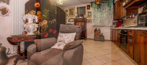 4 rooms Apartment in Casalecchio di Reno, Italy No. 29318 22