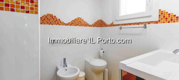 6 rooms Villa in Comacchio, Italy No. 28459 9