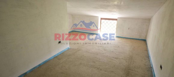 4 bedrooms House in Crosia, Italy No. 168904 20