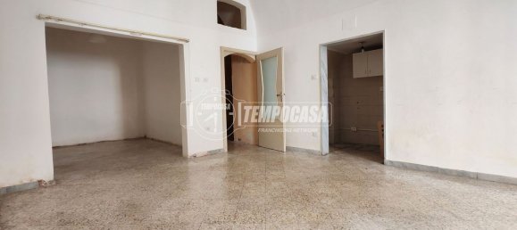 3 bedrooms House in Gioia del Colle, Italy No. 316737 8