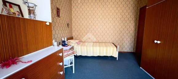 Apartamento de 3 dormitorios en San Mauro Pascoli, Italy No. 294806 13