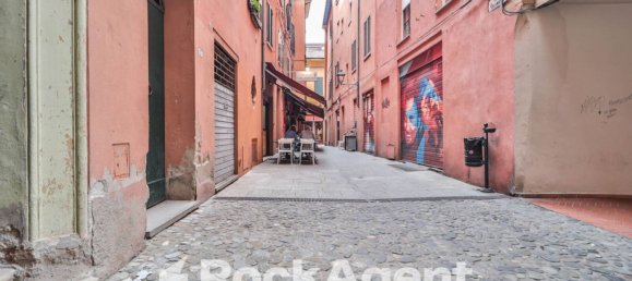 2 Schlafzimmer Wohnung in Bologna, Italy, Nr. 94552 14