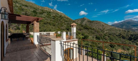 5 Schlafzimmer Villa in Coin, Spain, Nr. 37413 14