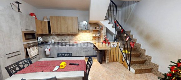 2 bedrooms House in Pomigliano d'Arco, Italy No. 192475 6