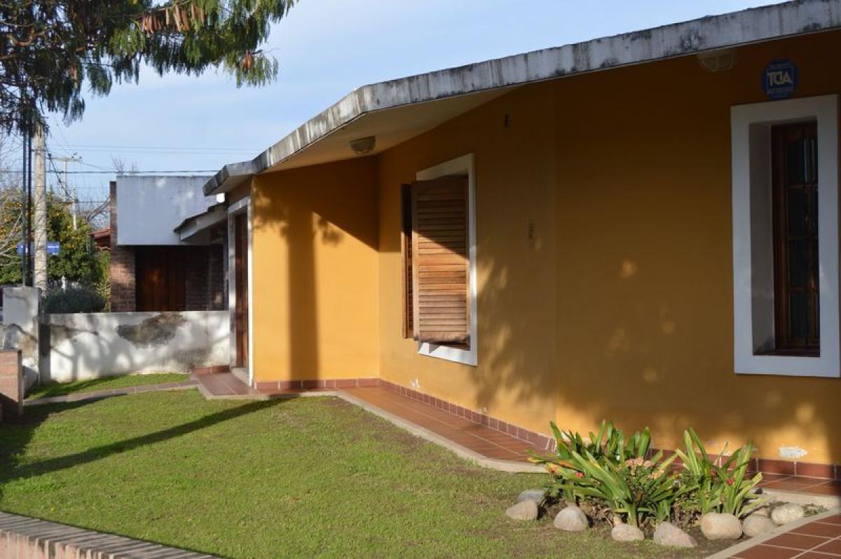 2 bedrooms House in Cordoba, Argentina No. 15694