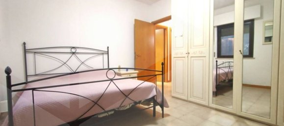 9 rooms House in Spoltore, Italy No. 22149 17