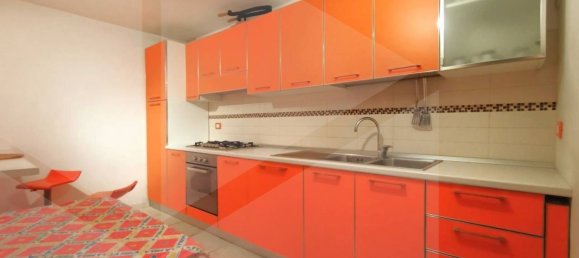 9 rooms House in Spoltore, Italy No. 22149 14