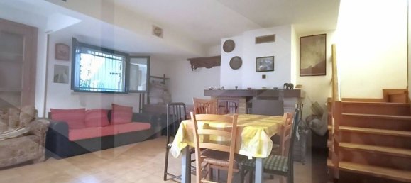 9 rooms House in Spoltore, Italy No. 22149 13