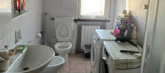 Apartamento de 3 divisões em Suzzara, Italy N.º 338412 3