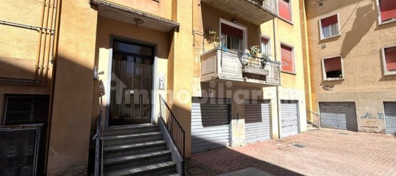 2 Schlafzimmer Wohnung in Malnate, Italy, Nr. 288825 22