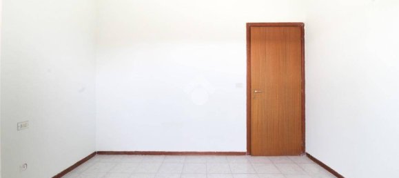 4 bedrooms Villa in Montesilvano, Italy No. 33795 16