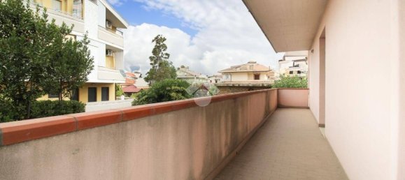 4 bedrooms Villa in Montesilvano, Italy No. 33795 8