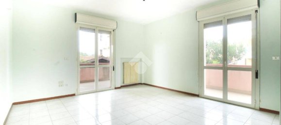 4 bedrooms Villa in Montesilvano, Italy No. 33795 7