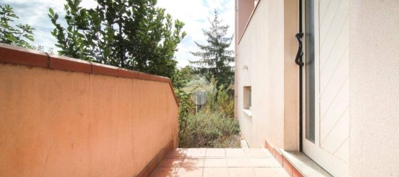 4 bedrooms Villa in Montesilvano, Italy No. 33795 2