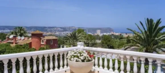 4 bedrooms House in Alicante, Spain No. 32722 10