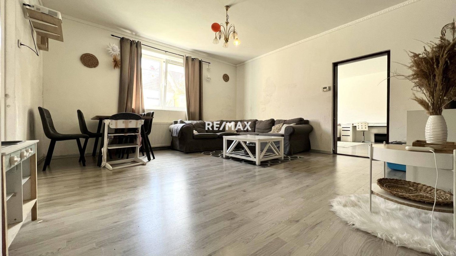 4 bedrooms House in Hundsheim, Austria No. 79642