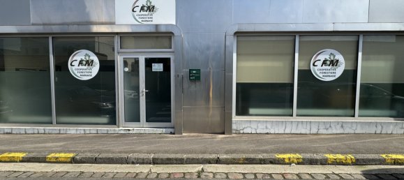 210m² Office in Epernay, France No. 61356 23