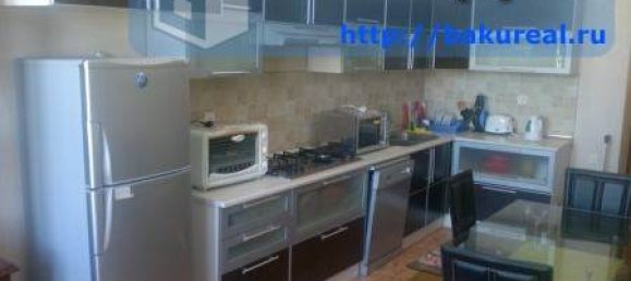 3 bedrooms Apartment in Baku, Azerbaijan No. 576 13