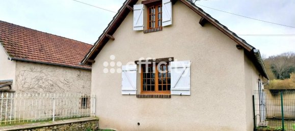 3 bedrooms House in Saint-Piat, France No. 253608 7